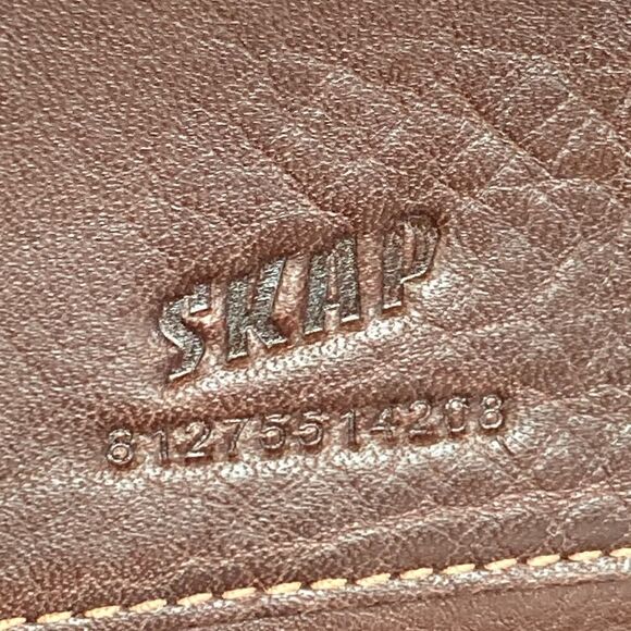 SKAP Leather Zippered Travel Wallet Large Unisex - Picture 14 of 14